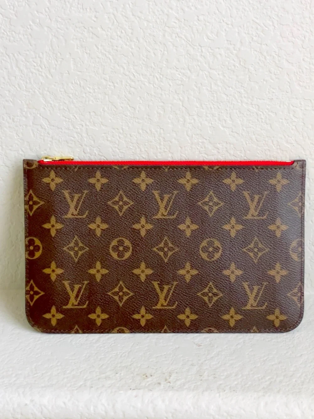 Louis Vuitton LV Monogram Neverfull Pouch